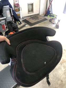Harmony booster seat
