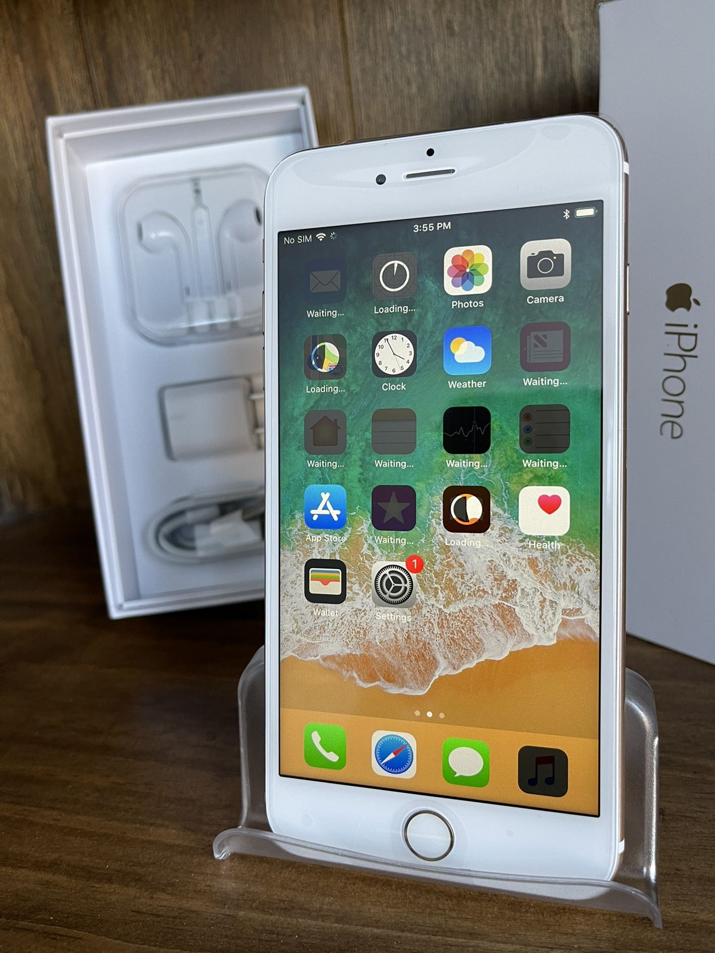 64gb Unlocked Gold iPhone 6 Plus With Accessories