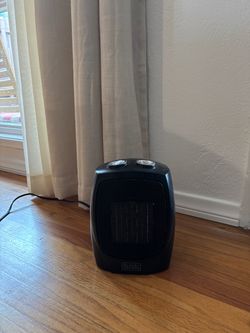Black+Decker Compact Ceramic Space Heater
