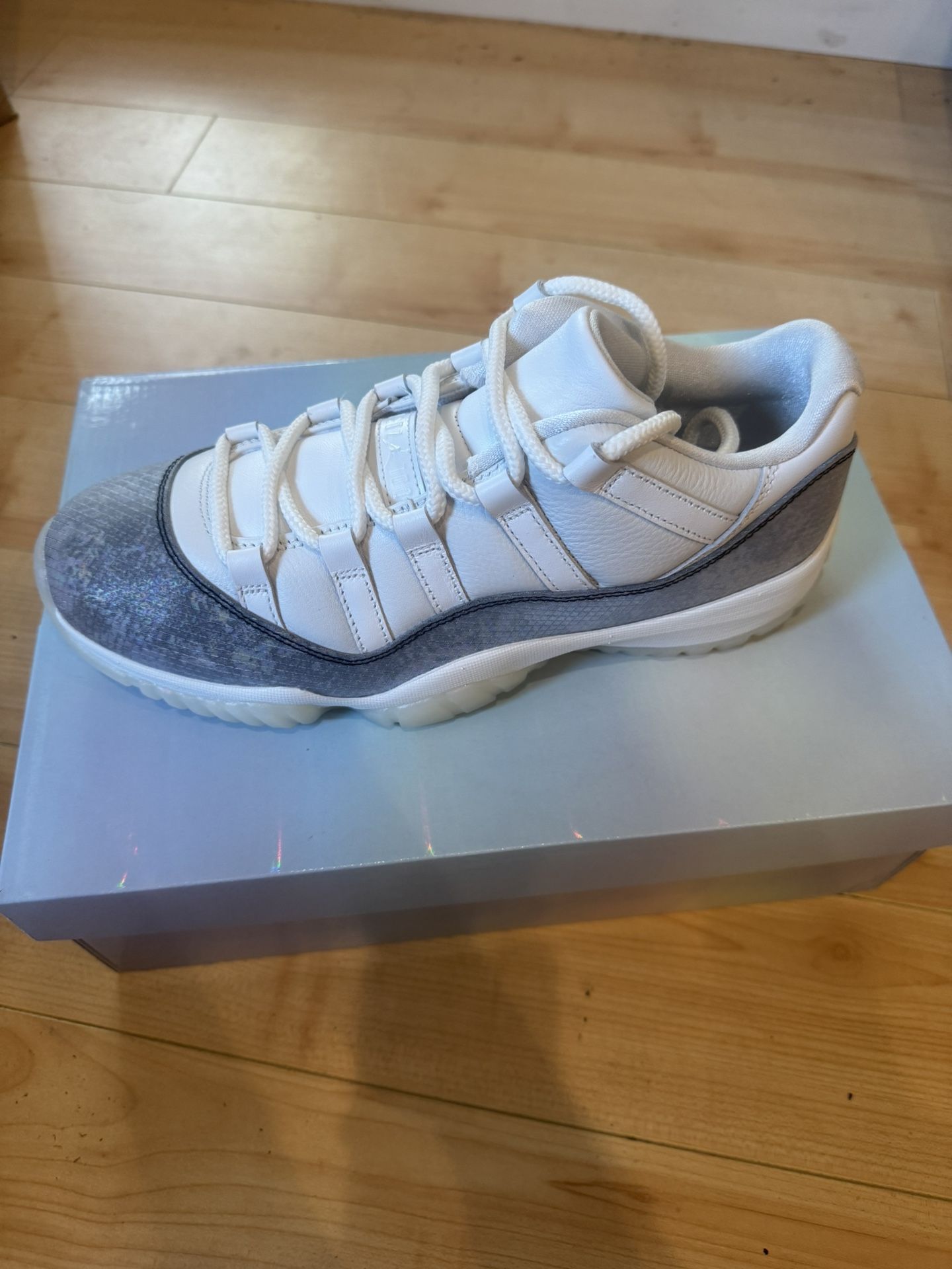 (brand New) Jordan 11