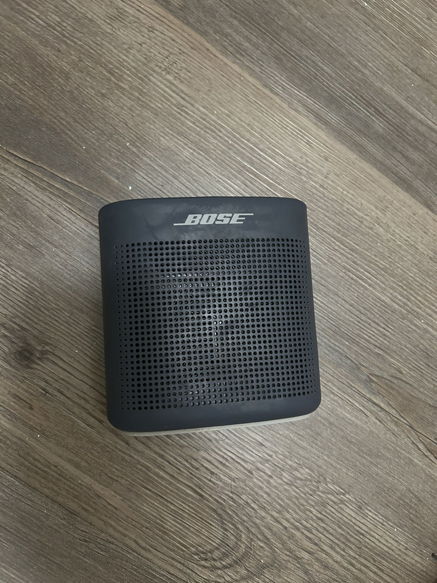 BOSE SOUNDLINK II BLUETOOTH SPEAKER WATER RESISTANT