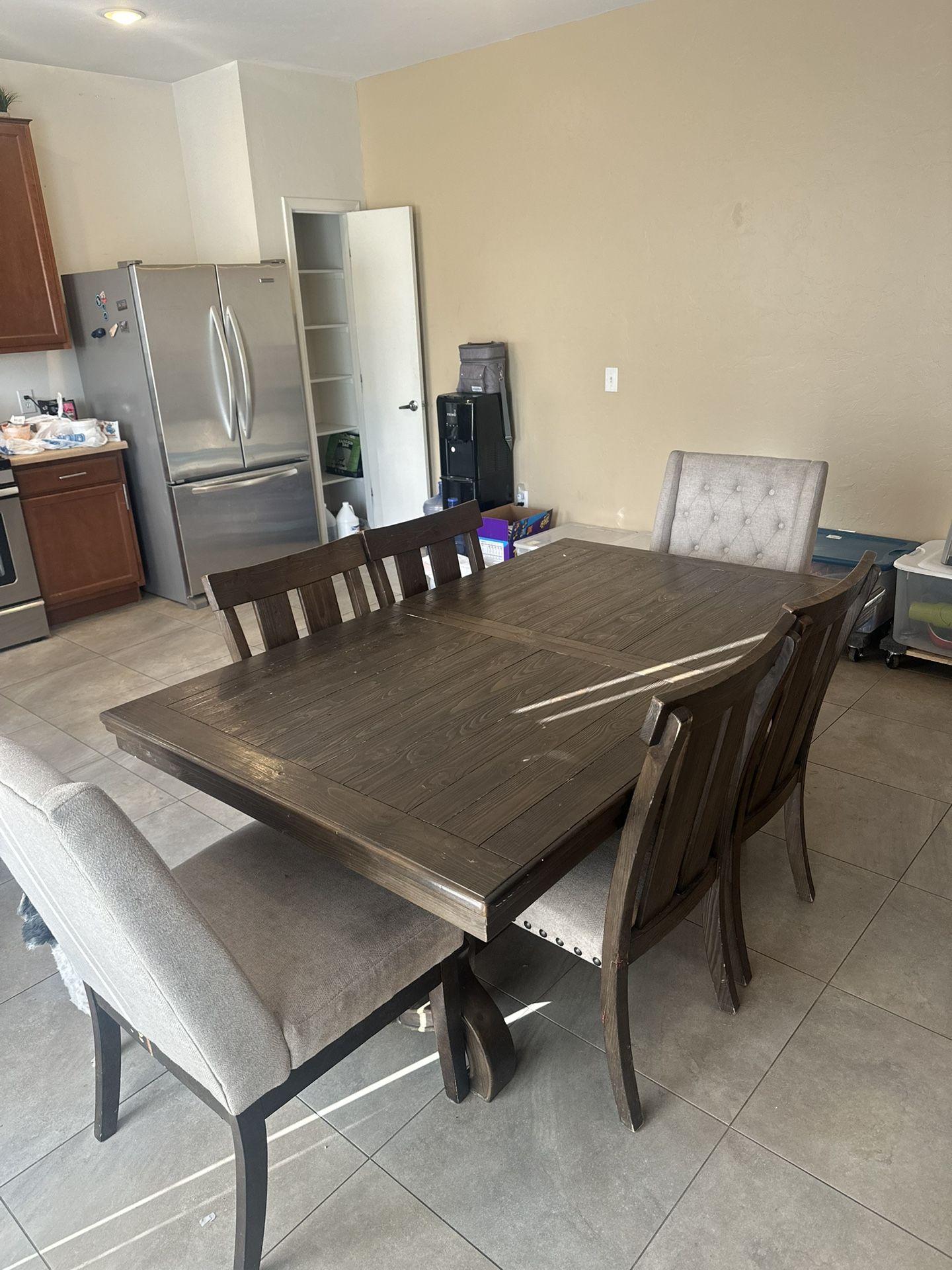 Dinning Room Table