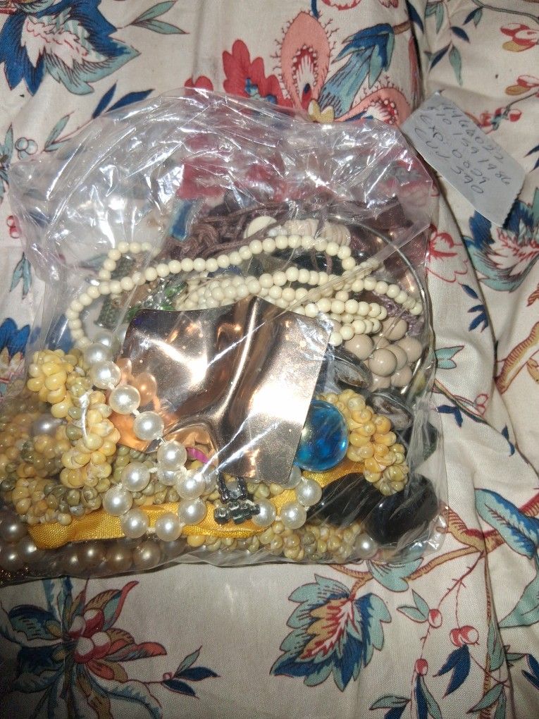 Mixed Jewelry Bags 