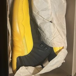 AIR JORDAN 12 RETRO SIZE 10