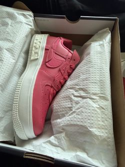 Fontanka Nike women’s 9