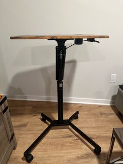 Rolling table