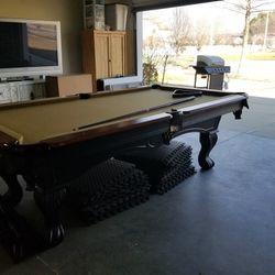 Barrington Billiard Pooltable 