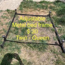 Metal Bed Fram w/Wheels