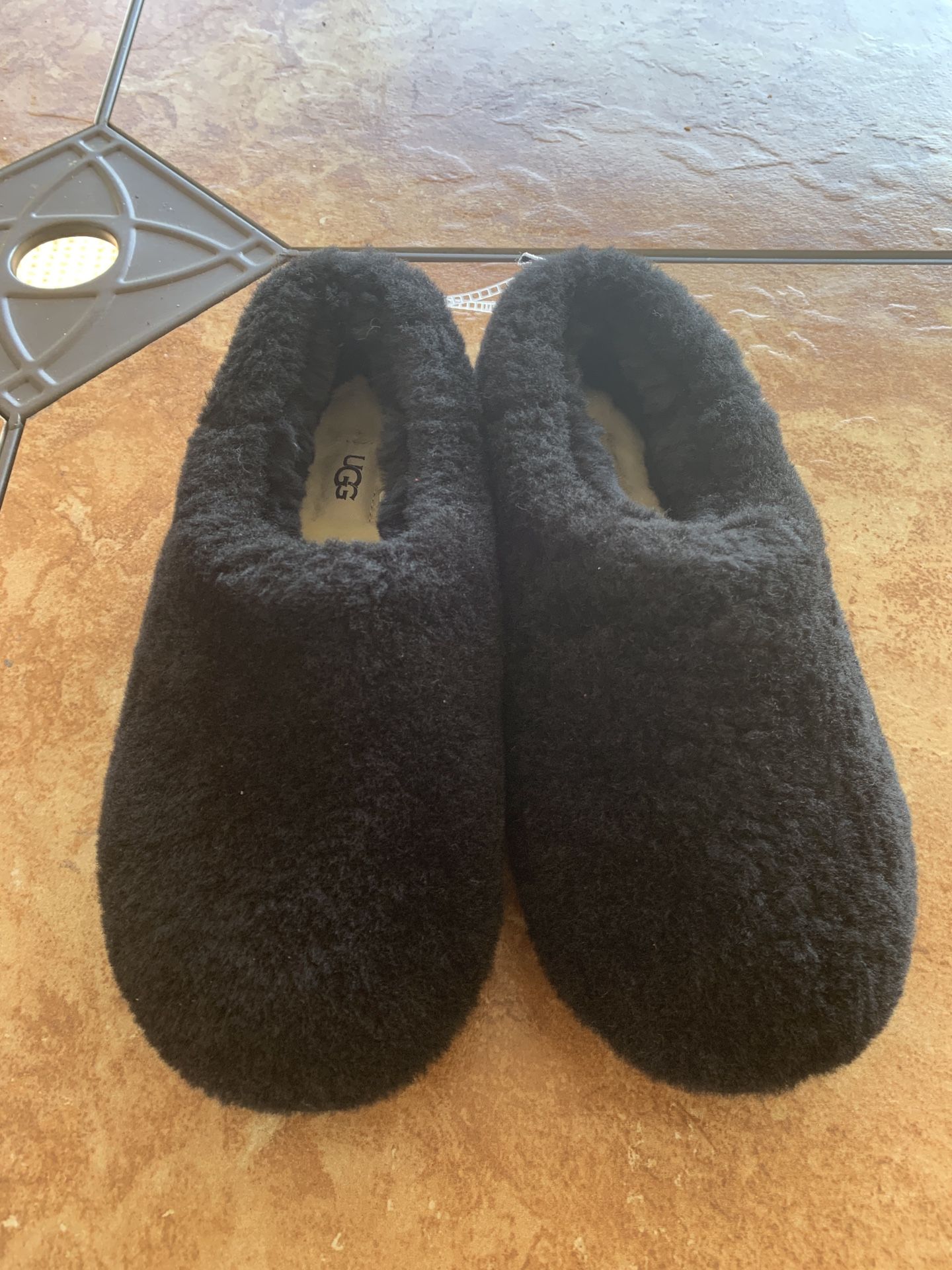 Ugg Slippers 