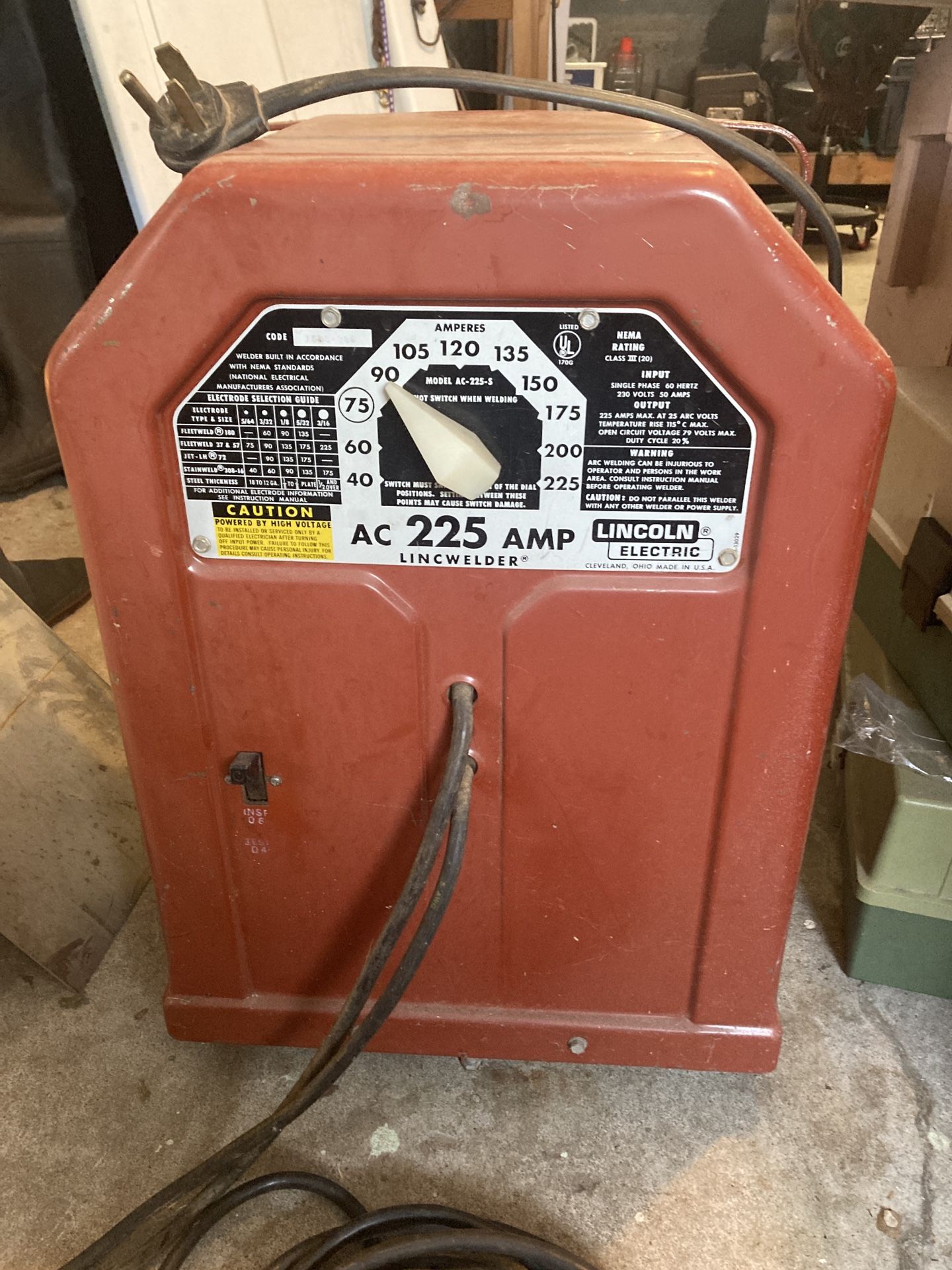 Lincoln. AC Welder