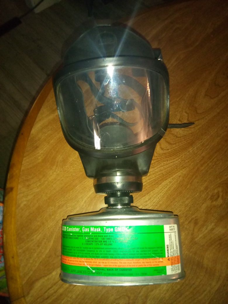 Gas Mask W/MSA Canister