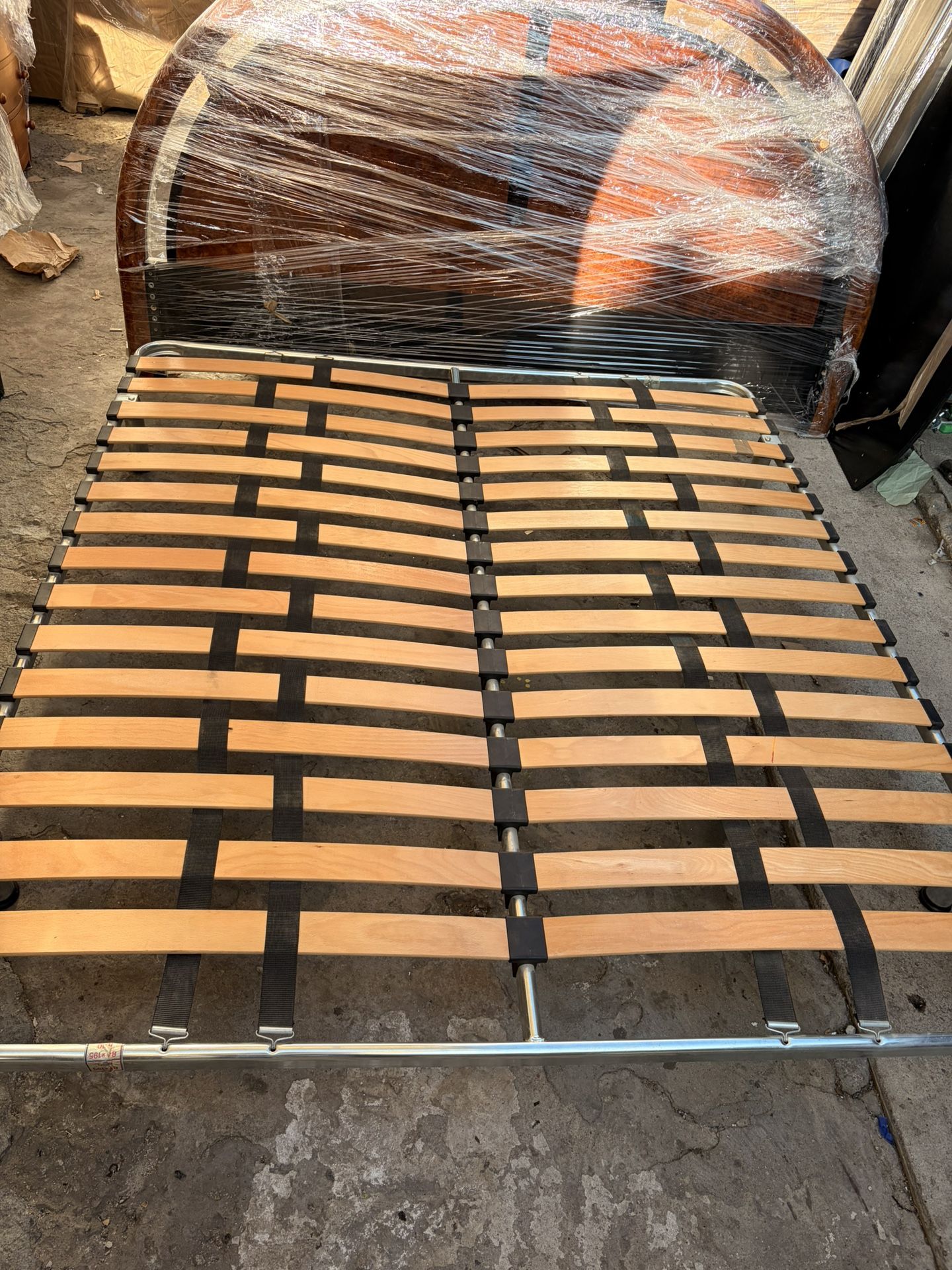 Bed Set MSCatalina Massive Wood In Good Condition