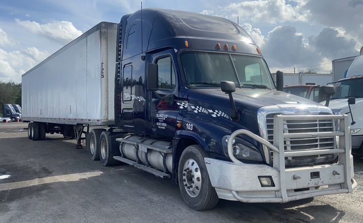 2010 FREIGHTLINER CASCADIA