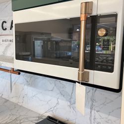 GE CAFÉ MICROWAVE WITH CONVECTION OVEN 