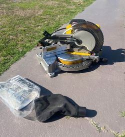 Dewalt 10in Single Bevel Miter Saw 