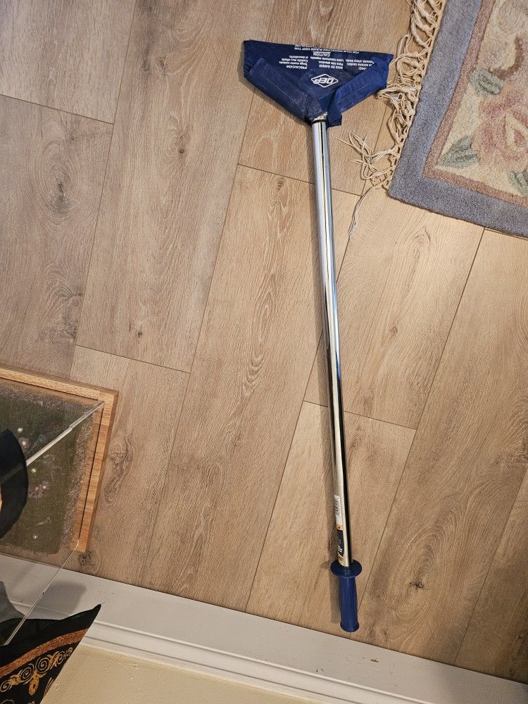 Angled Floor Scrapper 