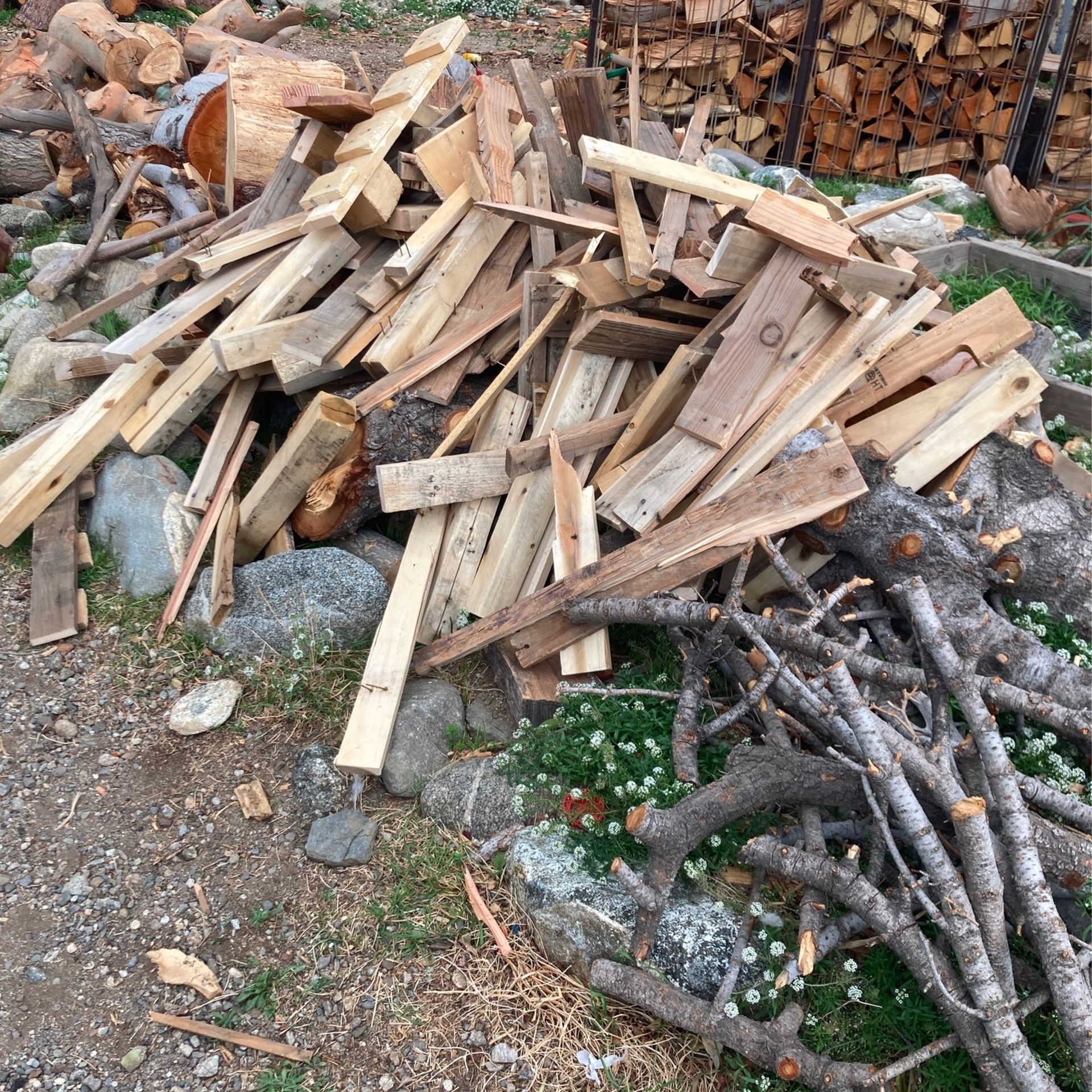 Pallet/firewood