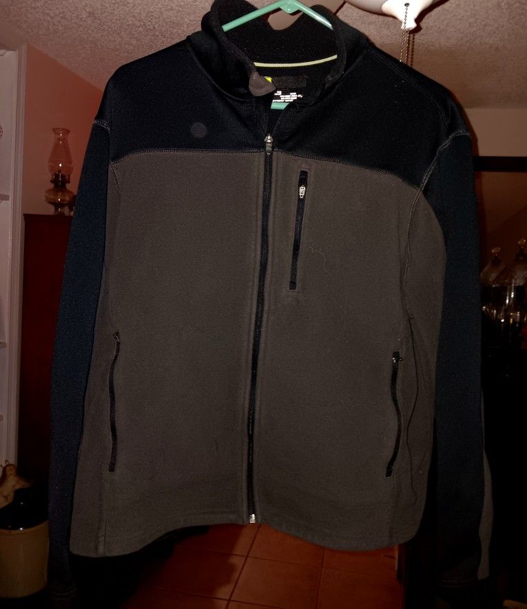 Mens Fleece Pull Over .new And Extra https://offerup.com/redirect/?o=U29mdC56aXA= Front 5 Inches