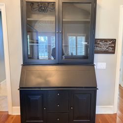 Black Shelf/storage/wardrobe 