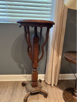 Antique wooden Pedestal for ?