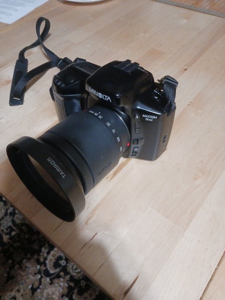 Minolta Maxxum 5xi