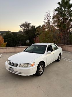 2000 Toyota Camry
