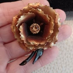 Vtg.Copper Finish Flower& Rhinestone Center Pin