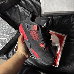 Jordan 4 Red thunder 