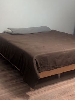 King bed and mattress+ queen bed and mattress