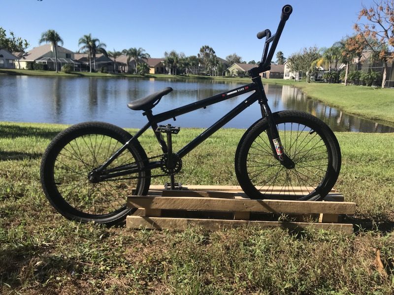 自転車本体 HARO BIKES 18inch BMX Shredder 18 – Haro Bikes