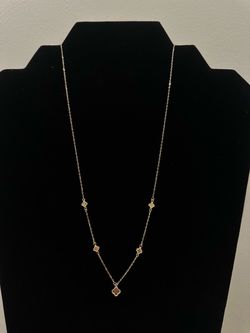 Gargantilla de oro de 10k.