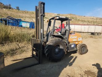 FORKLIFT ROUGH TERRAIN 6000LB