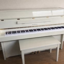 Kawai professional studio upright piano/include delivery! 