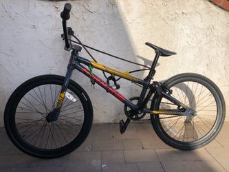 Bycicles REDLINE MX expert