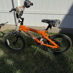 Dynacraft Hot Wheels Bike 