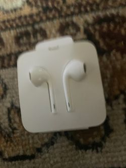 New apple headphones