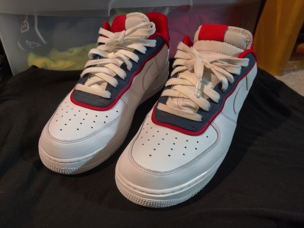 Nike Red/White/Navy Blue