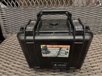 Pelican 1300 Watertight Protector Storage Case