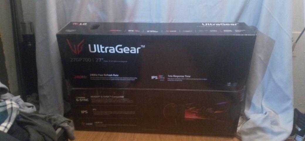 LG 27" - 27GP700-B UltraGear Nano IPS 3-side Virtually borderless Monitor *new* (retails$300)