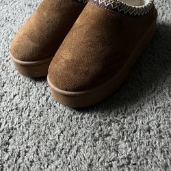 Women Uggs Tasman II