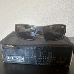 NEW Oakley Men’s Gascan Sunglasses