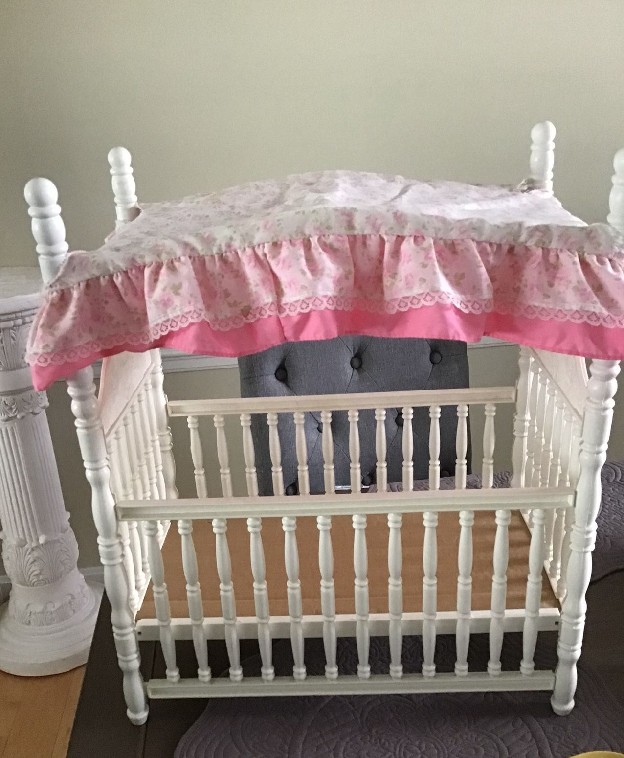 Vintage Baby Doll Bed