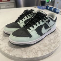 Nike Dunk Low Men’s 9.5