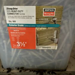 Buckets Of Strong Tie 150 For The Hex And 150 For The Truss Screws