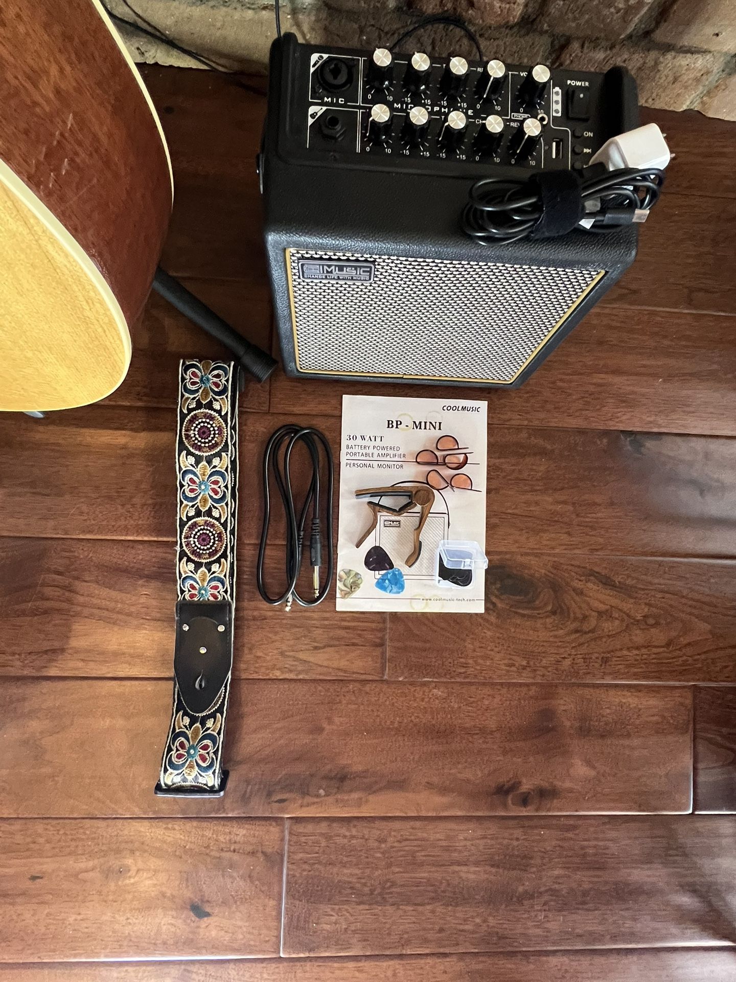 Fender Redondo Acoustic Electric Guitar And Amp