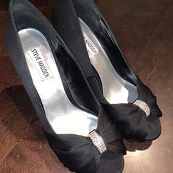 Steve Madden Black Satin Heels