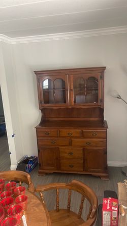 Wood China Hutch Cabinet with Glass Doors
