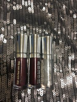 Buxom lip set