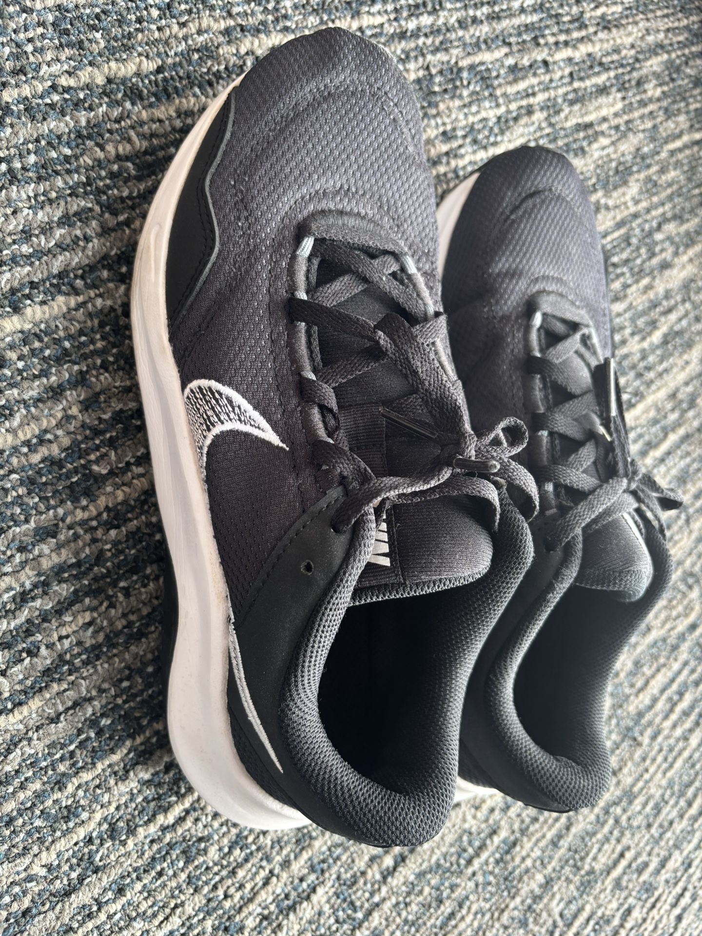 Nike legend essential 3 next nature women sneakers shoes sizeUS 8 UK 5.5