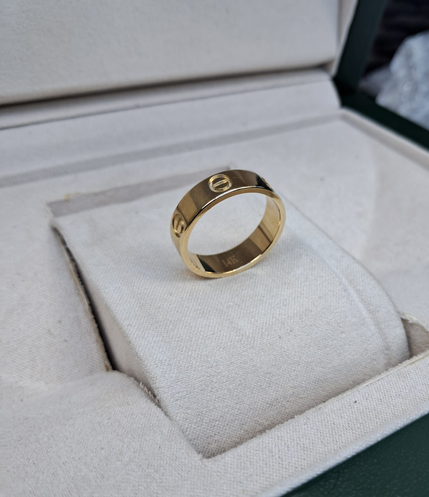 Ring 14k Size 8